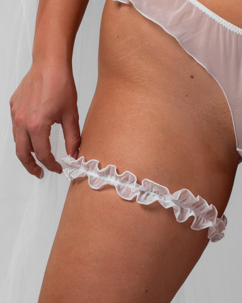 Little Ruffle Garter